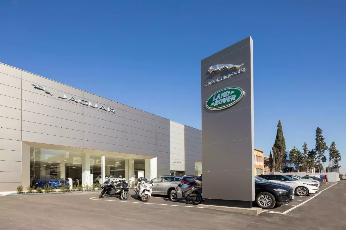 Exterior QUADIS Landmotors